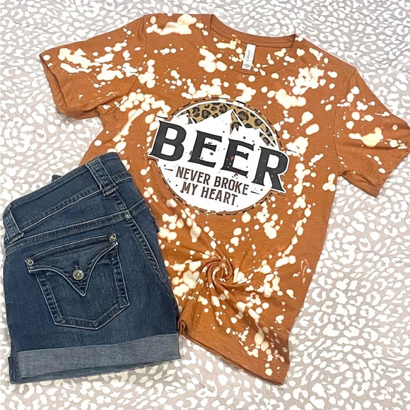 Beer never broke my heart tee - Picture 2 of 4